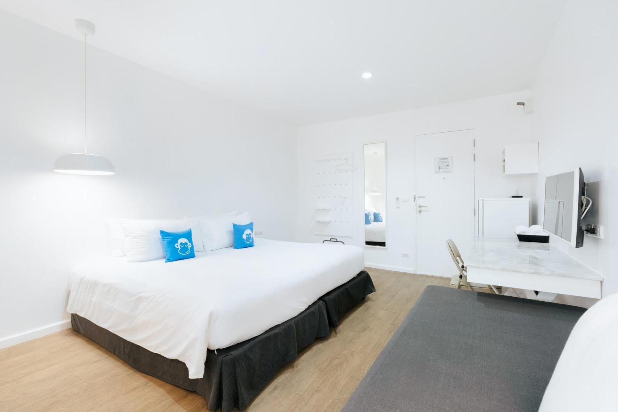 Blu Monkey - Sha Hotel Phuket